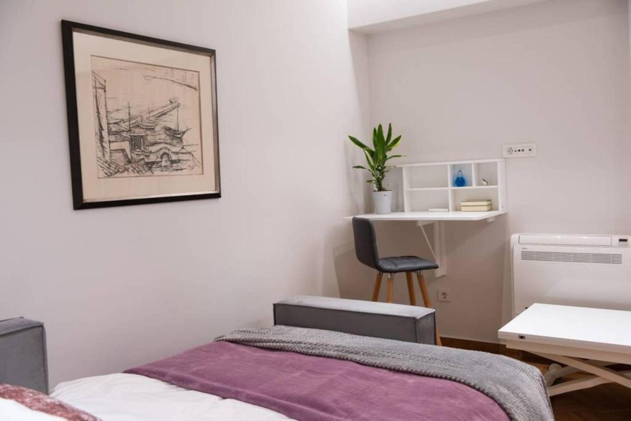 Katia Modern Apartment In เอเธนส์ ภายนอก รูปภาพ